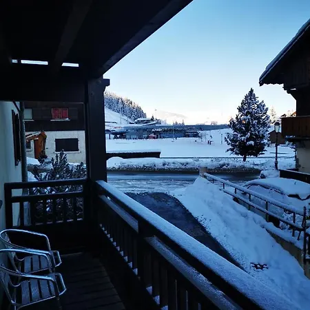 Апартаменты Le Praz *