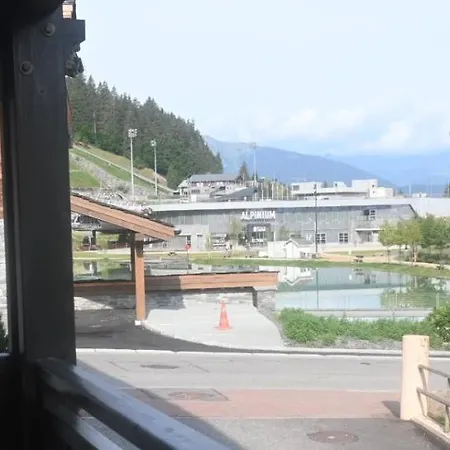 Le Praz Apartment